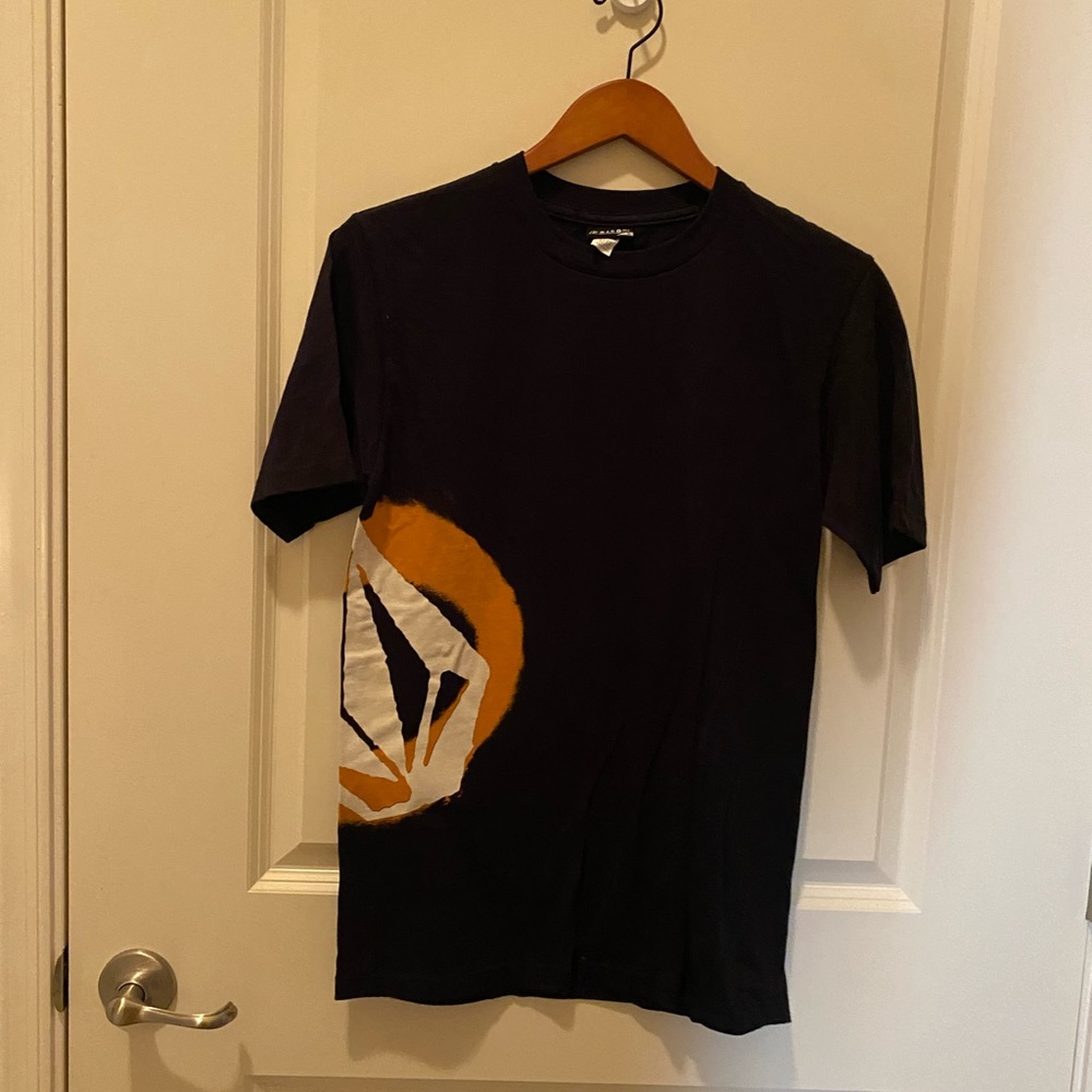 Vintage Volcom Basic Graphic Tee - image 1